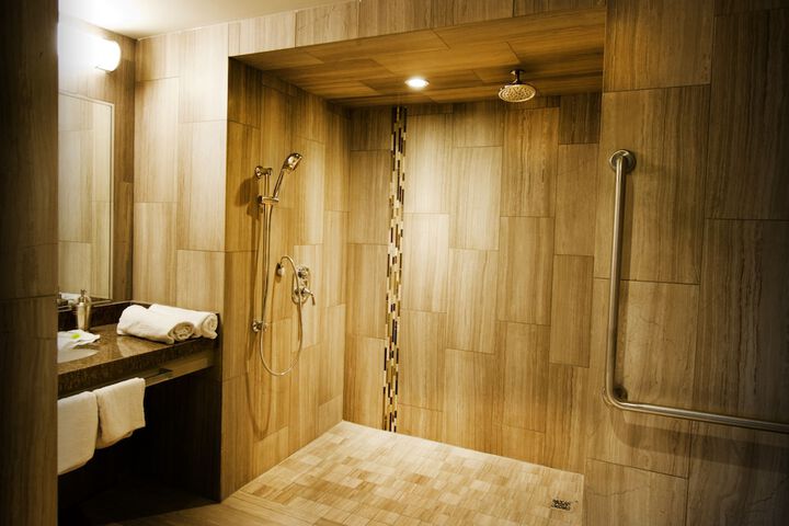 Room 15 of 46