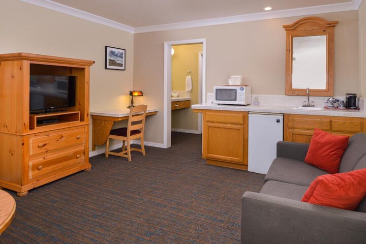 Room 20 of 38
