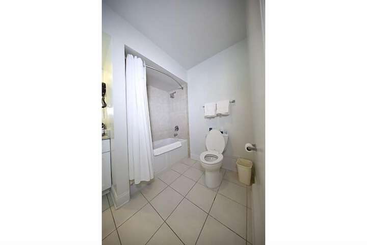 Room 14 of 51