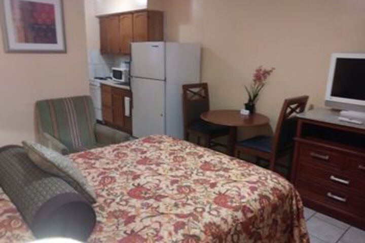 Siesta Motel