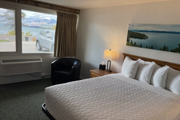 Room 34 of 60