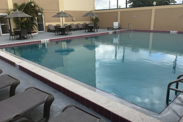 Pool 5 of 61