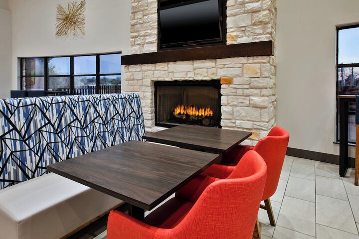 Holiday Inn Express & Suites Duncan by IHG