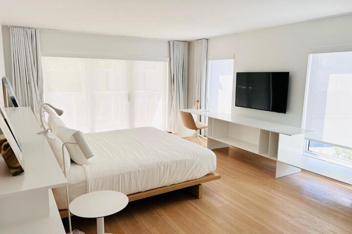 Beach Haus Residences
