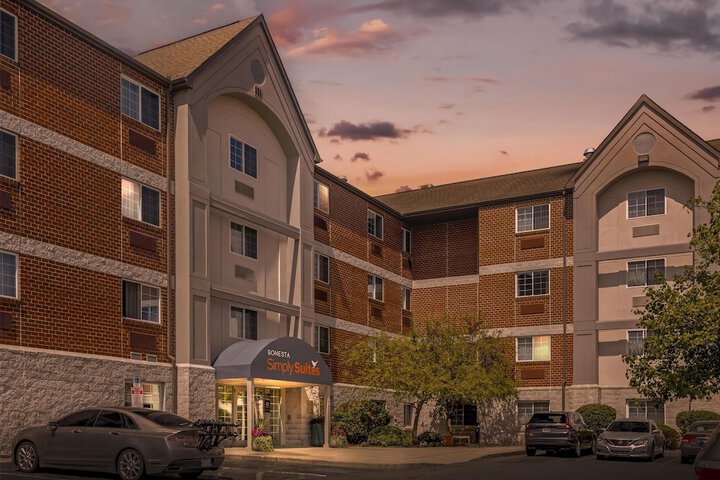 Sonesta Simply Suites Boston Burlington