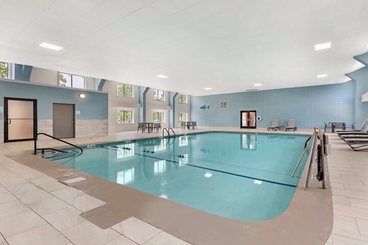 Holiday Inn Express Hyannis Cape Cod by IHG