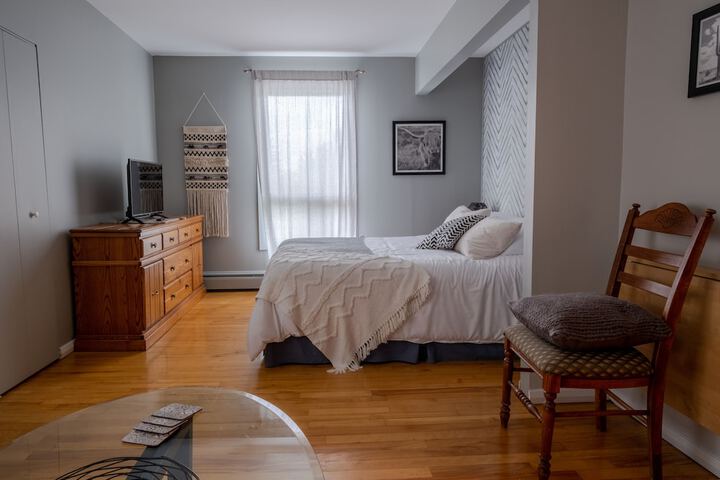 Room 18 of 25