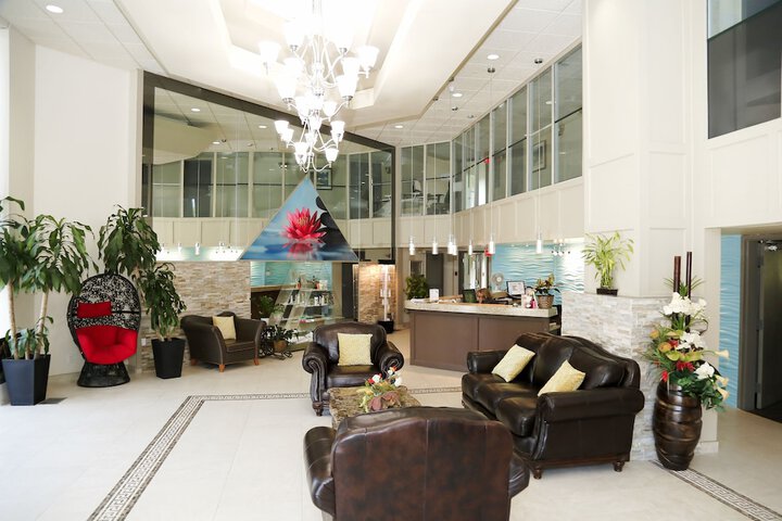 Hotel Interior 10 of 38