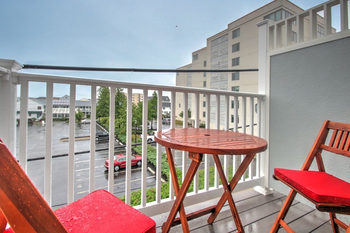 Atlantic Ocean Suites