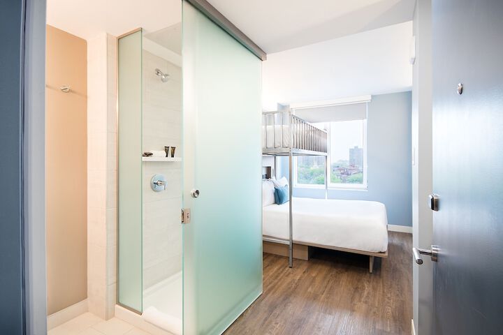 Wingate by Wyndham Bronx / Haven Park