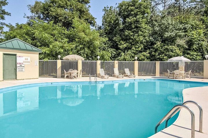 Pool 4 of 36