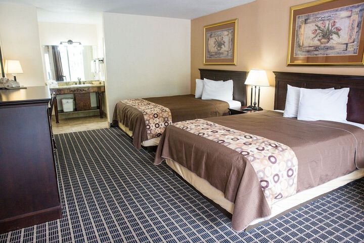 Room 6 of 20