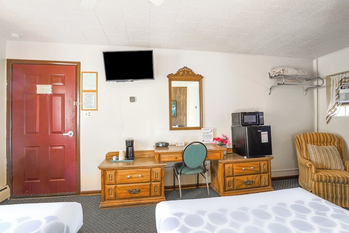 Room 22 of 48