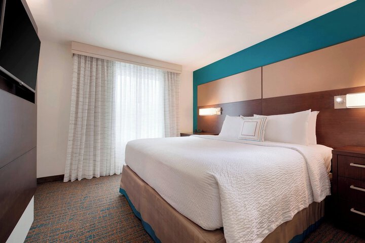 Room 15 of 21