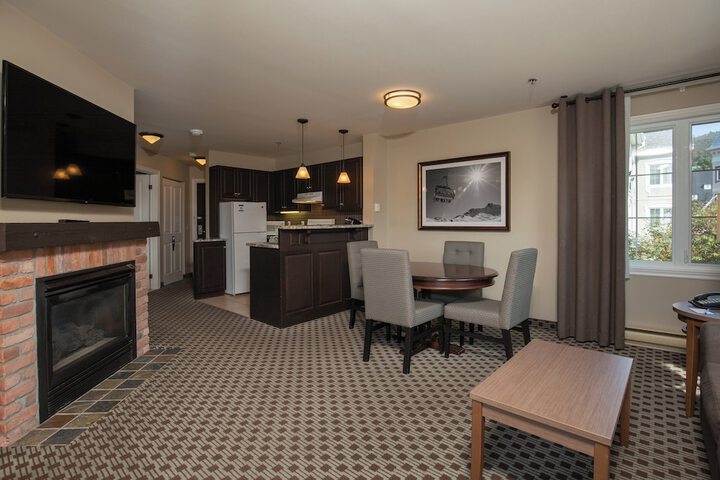 Holiday Inn Express and Suites Tremblant by IHG