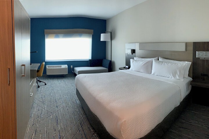 Holiday Inn Express & Suites Courtenay - Comox by IHG