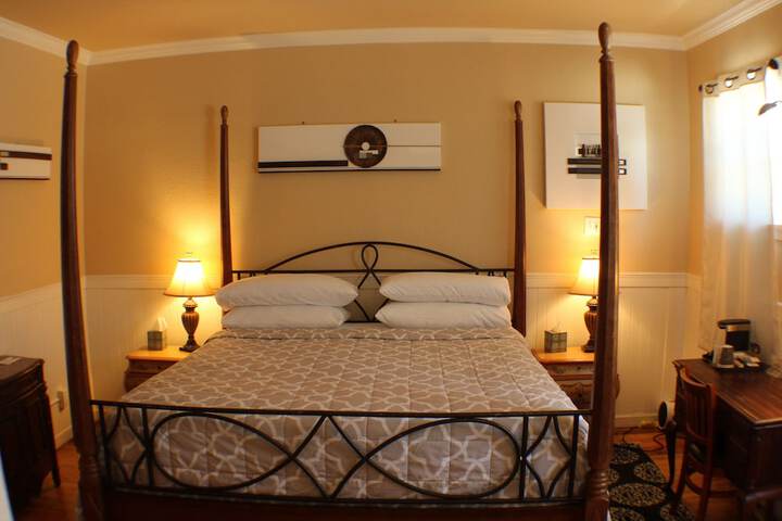 Room 21 of 64