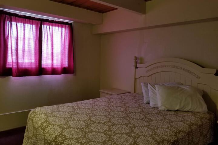 Room 41 of 120