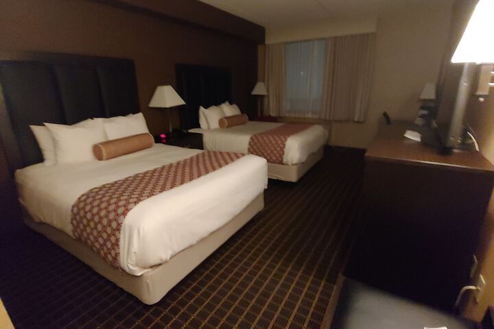 Room 34 of 64