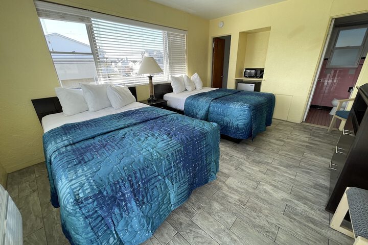 Room 49 of 70