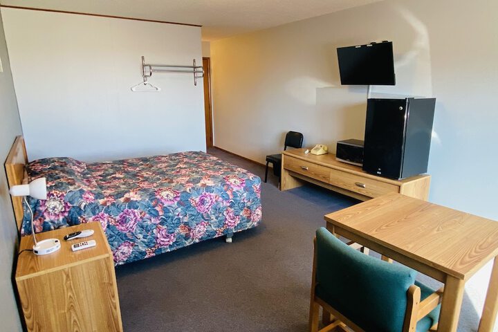 Room 12 of 23