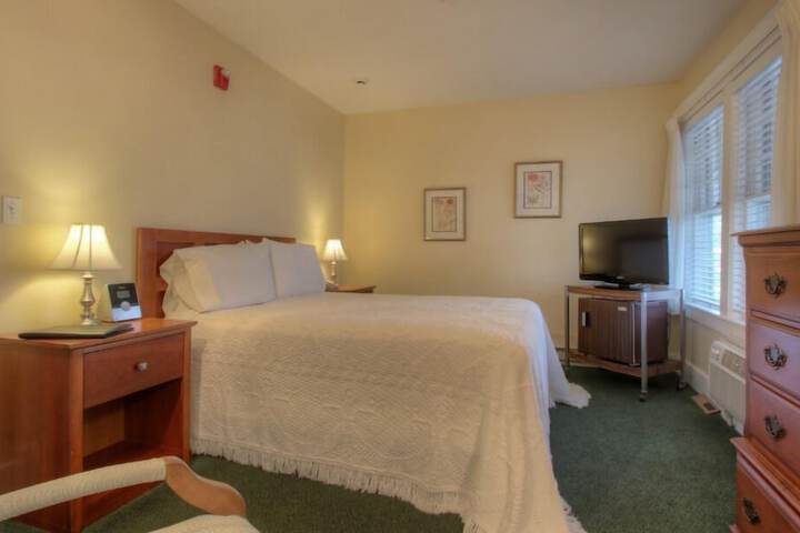 Room 18 of 92