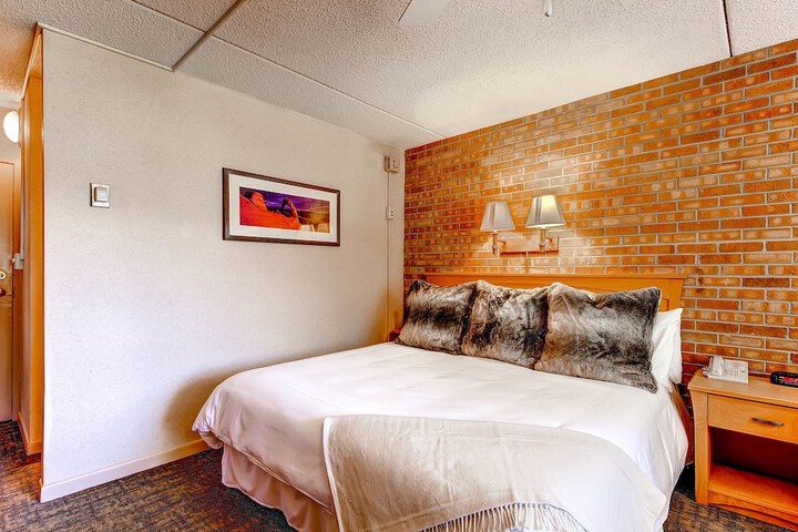 Room 36 of 59