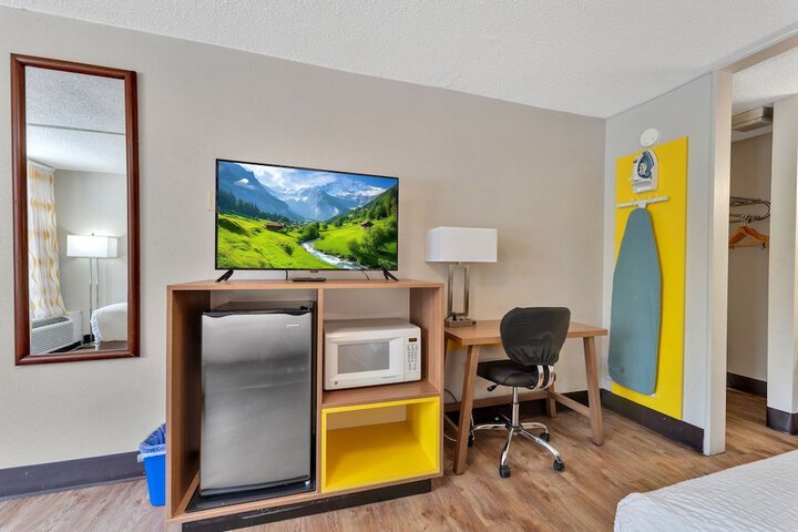 Bristol Parkway Inn