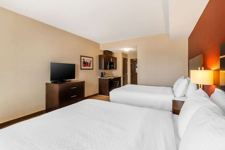 Room 18 of 48