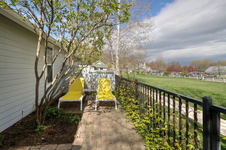 Terrace/Patio 58 of 70