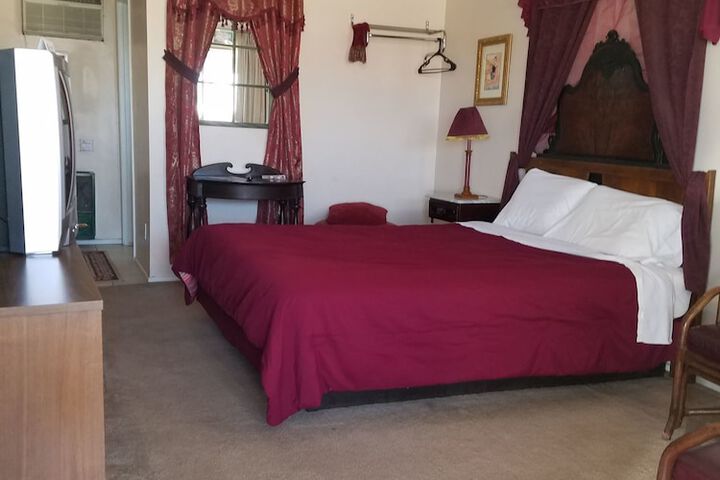 Room 14 of 41