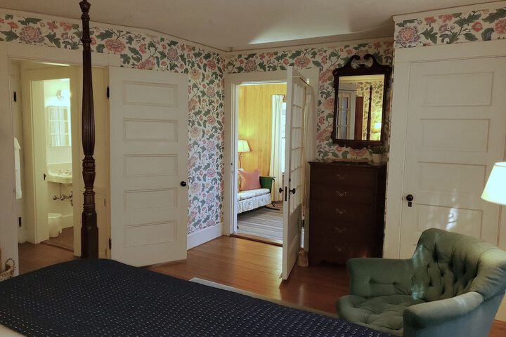 Room 48 of 91