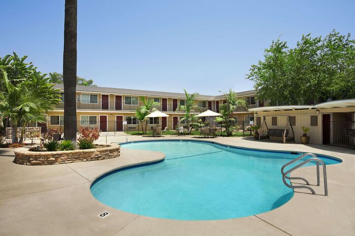 Pool 2 of 23