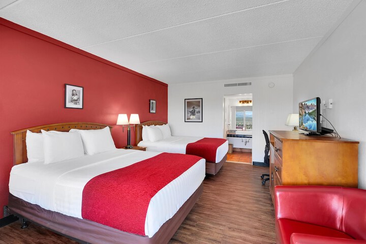 Tombstone Lookout Lodge SureStay Collection by Best Western