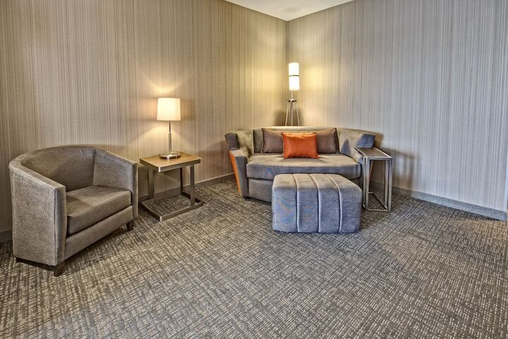 Room 22 of 46