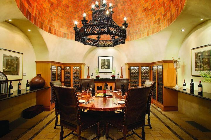 El Monte Sagrado Living Resort & Spa