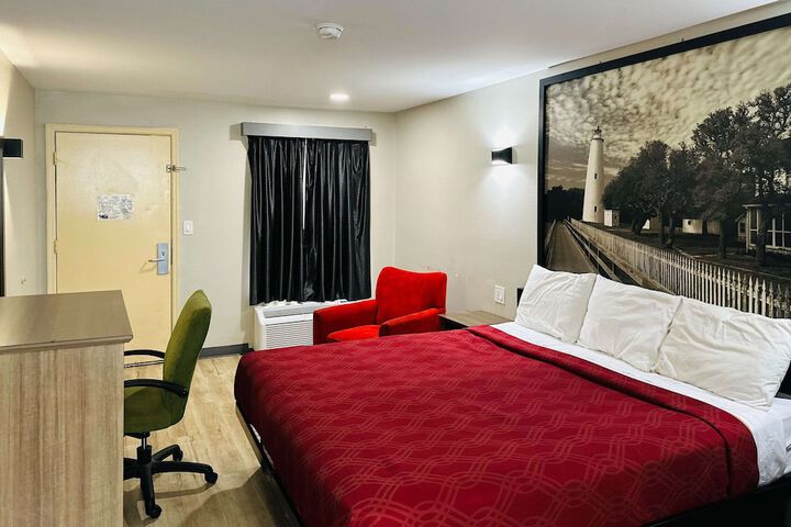 Room 25 of 36