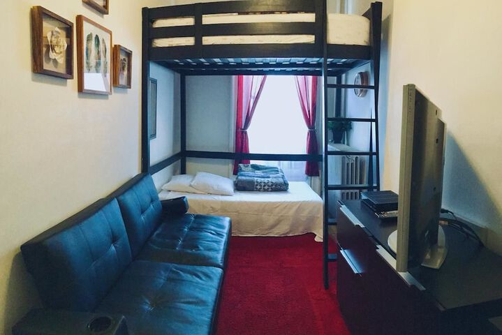 Room 26 of 40