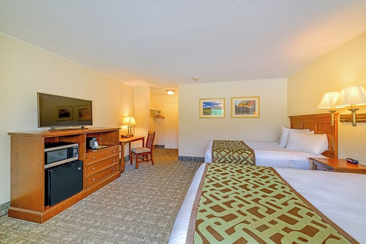 Room 33 of 53