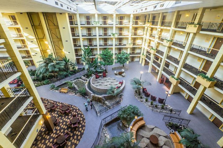 Embassy Suites by Hilton Piscataway Somerset