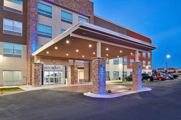 Hotel 6 of 43