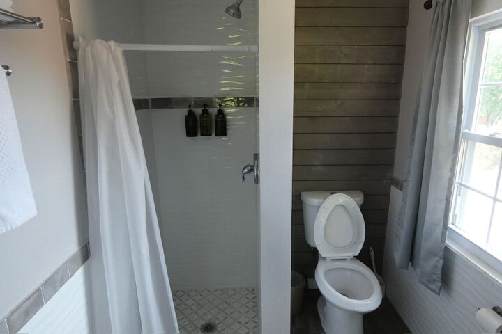 Aquastar Inn