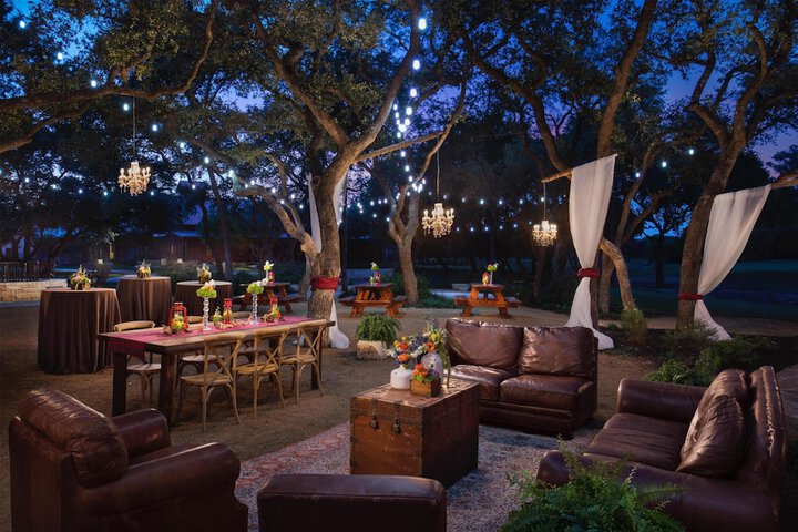 Hyatt Regency Hill Country Resort and Villas