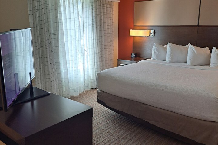 Room 38 of 46