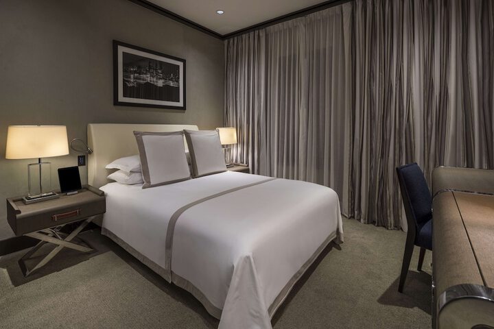 Room 17 of 70