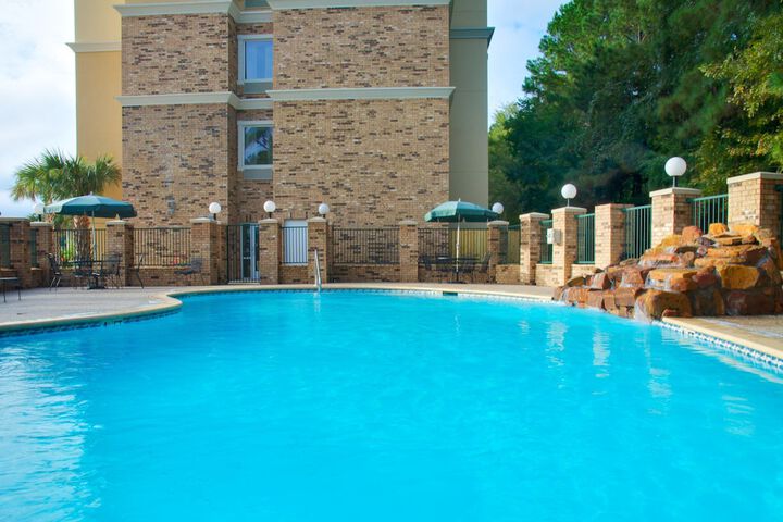 Holiday Inn Express & Suites Lufkin South by IHG