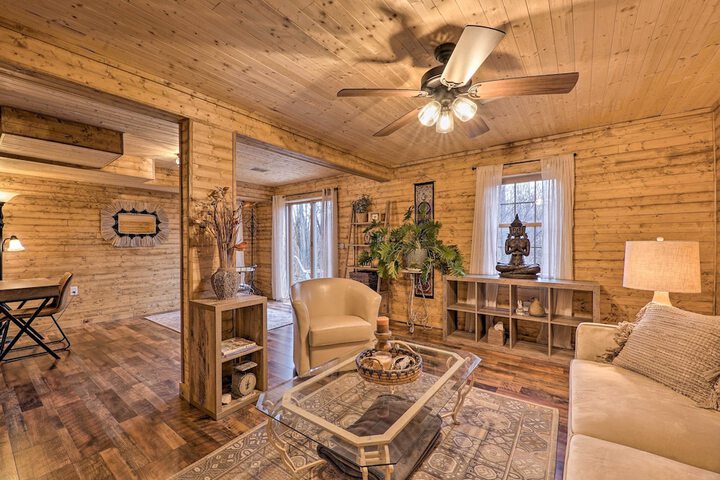 Charming Log Cabin at Double JJ Ranch Resort!