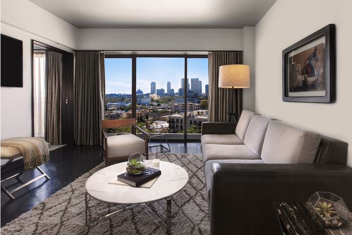 Room 21 of 46