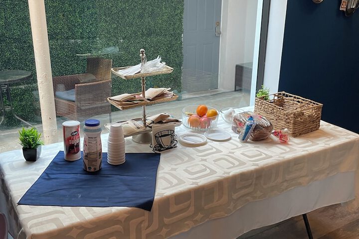 Breakfast/Coffee Service 20 of 21