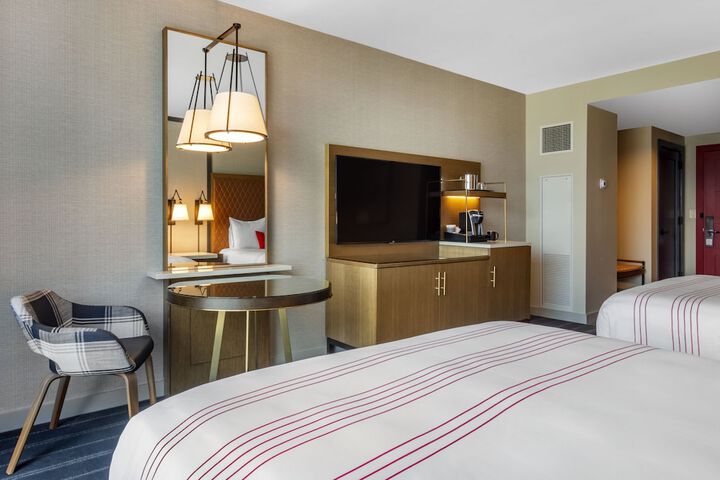 Room 41 of 90